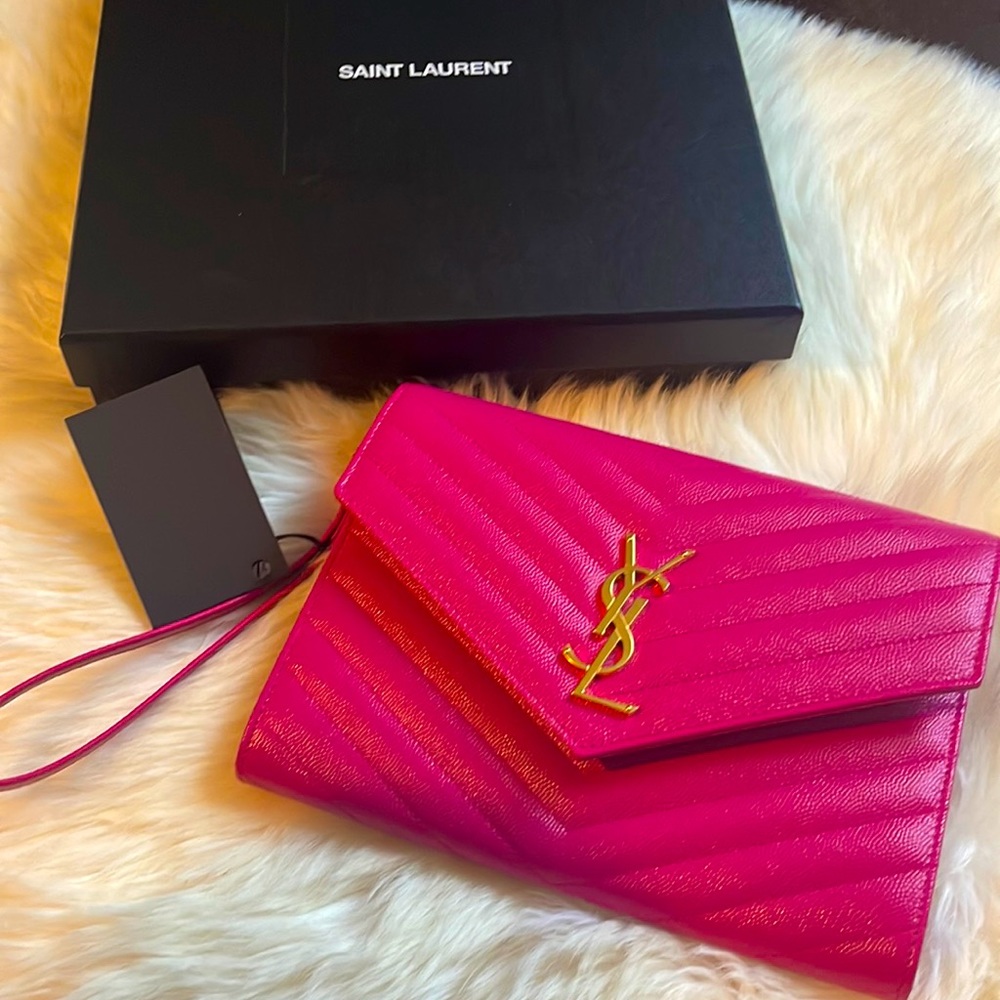 Yves Saint laurent pouch with gold details
